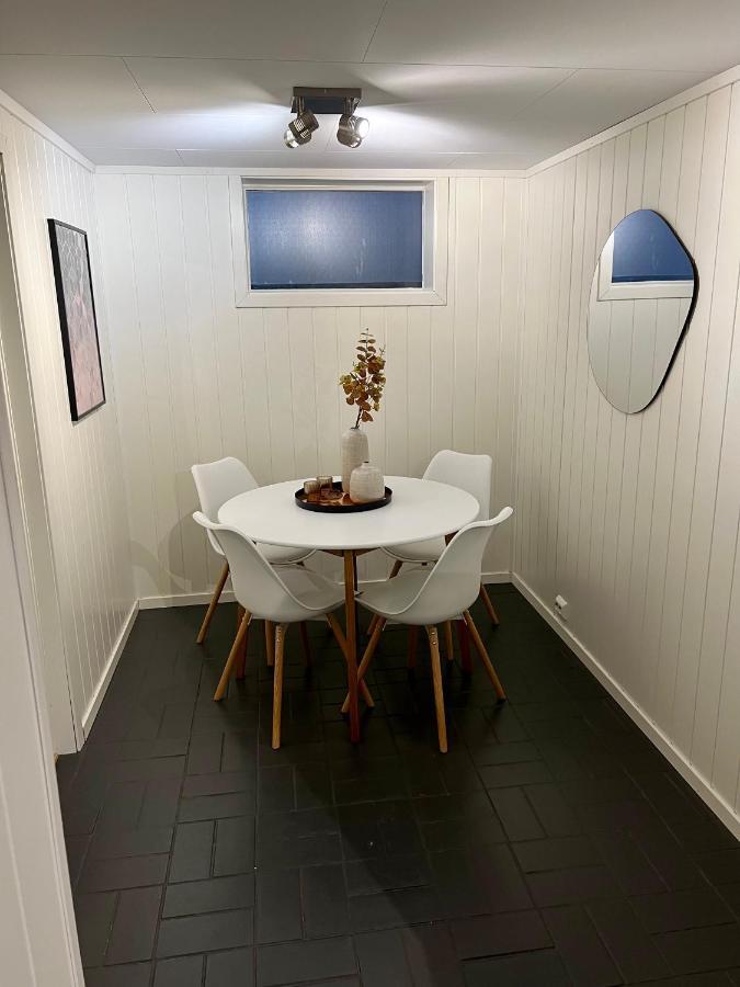 Sentralt Plassert Leilighet Ved Sherpatrappen Tromso Luaran gambar